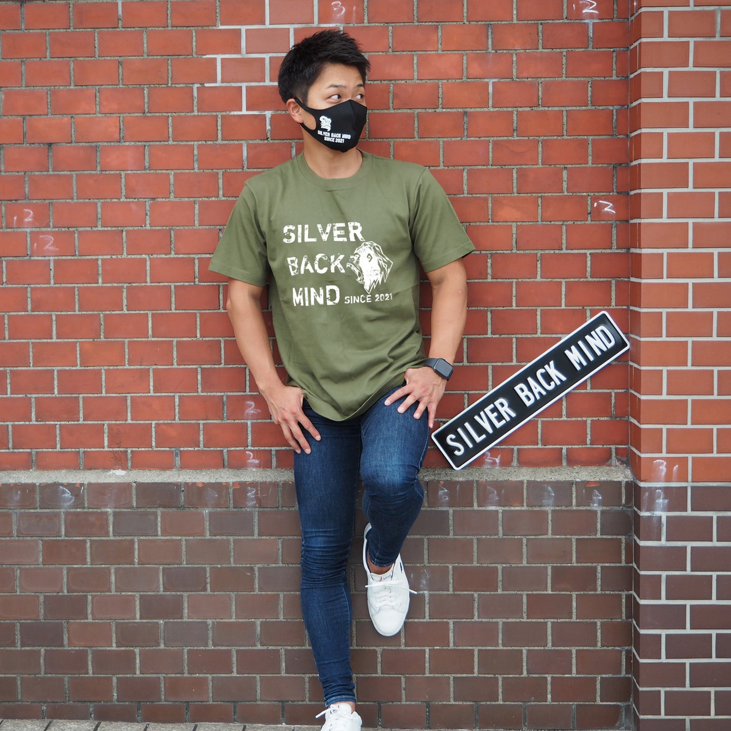 LOGO CRACK TEE